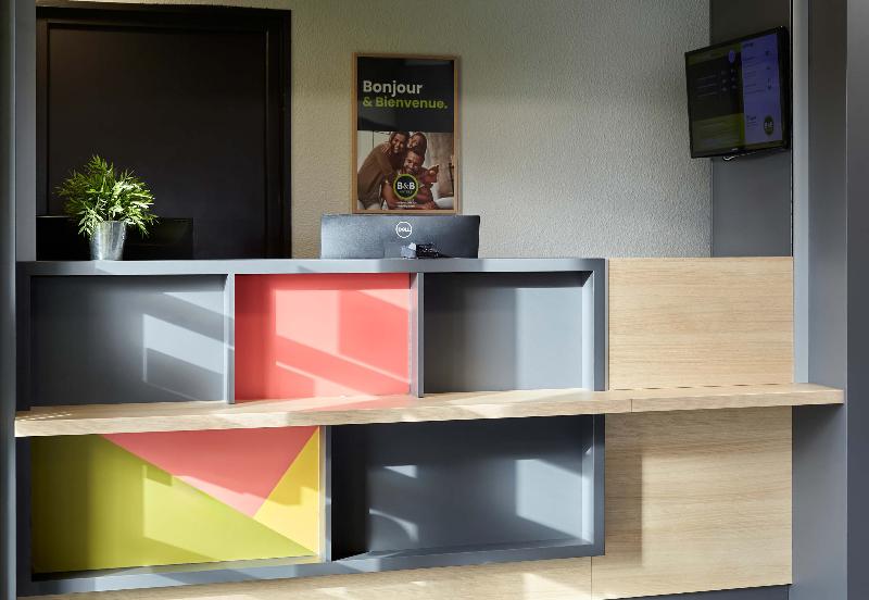B&B HOTEL Maurepas - Lobi