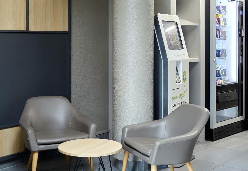 B&B HOTEL Maurepas - Lobi