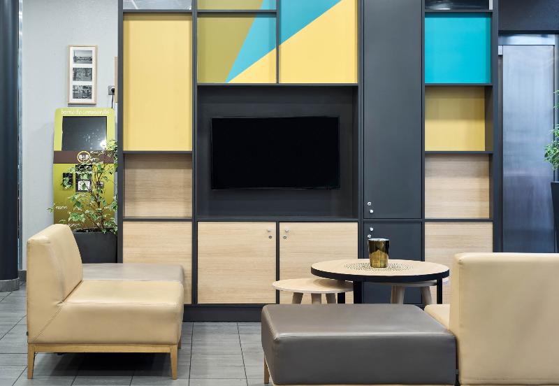 B&B HOTEL Paris Est Bobigny Université - Lobi