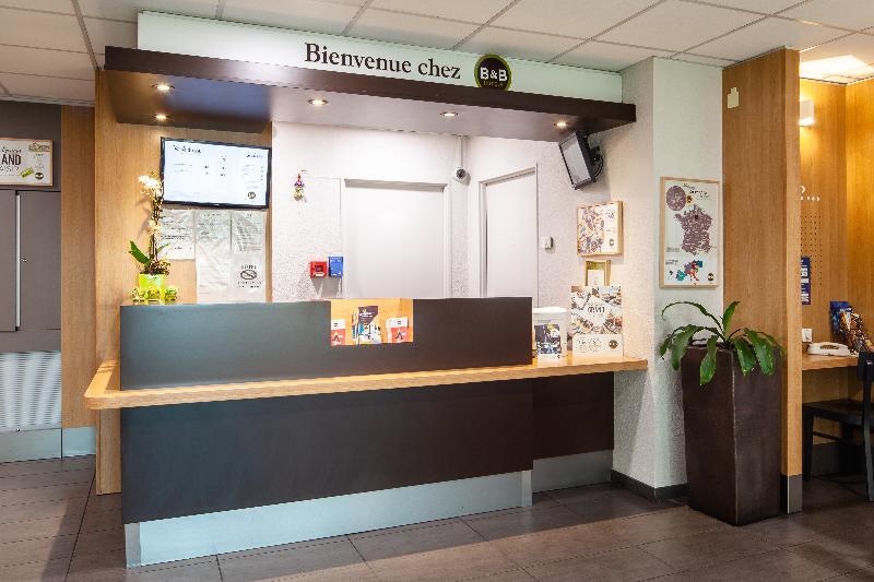 B&B HOTEL PARIS Le Bourget - Lobi