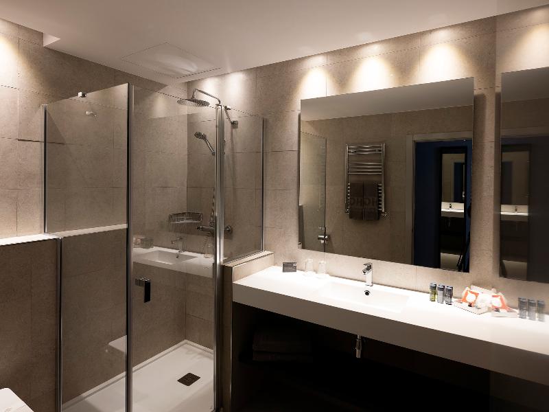 HG City Suites Barcelona - Oda