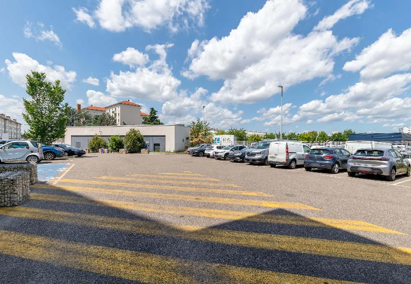 B&B Hôtel LYON Sud Etats-Unis - Genel