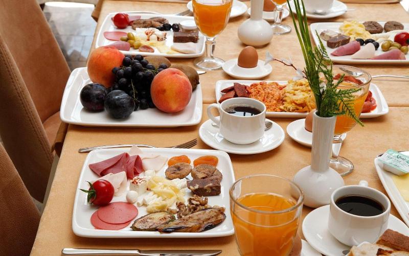 Gardenya Suite Hotel - Restoran