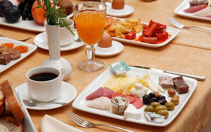 Gardenya Suite Hotel - Restoran