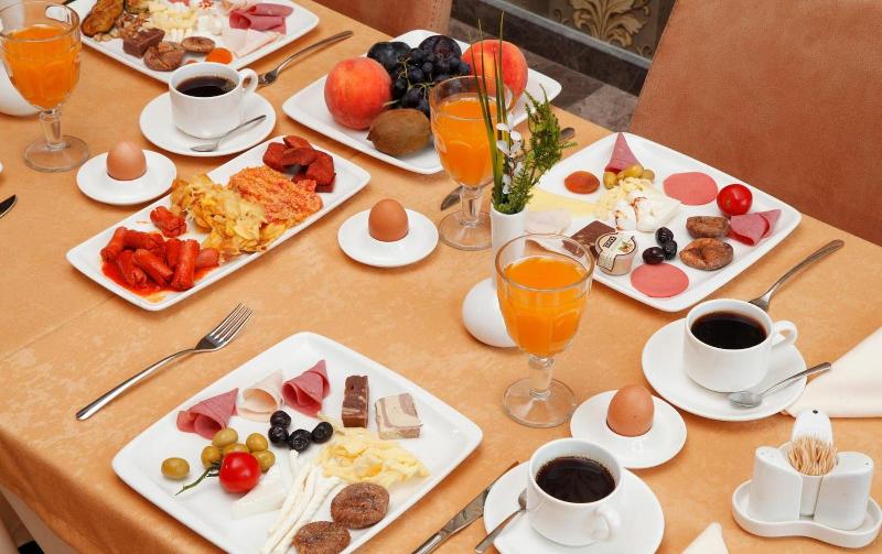 Gardenya Suite Hotel - Restoran