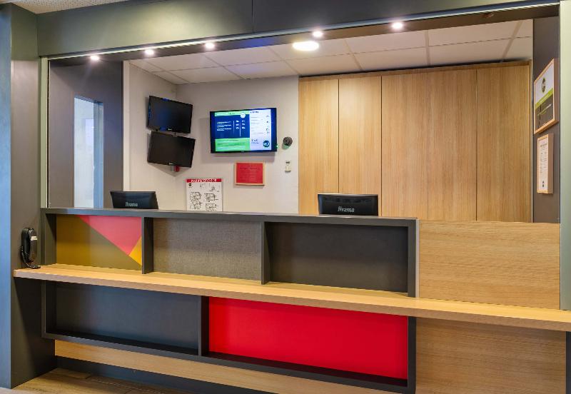 B&B HOTEL Lyon Centre Monplaisir - Lobi
