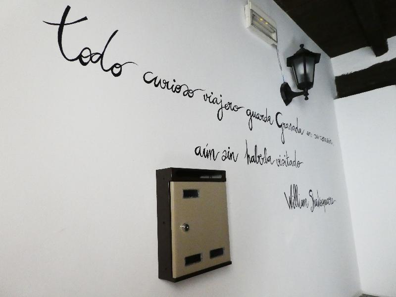 Apartamentos Nahira Suites 3000 - Lobi