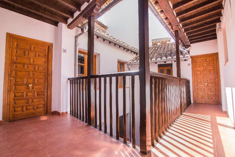 Apartamentos Nahira Suites 3000 - Genel