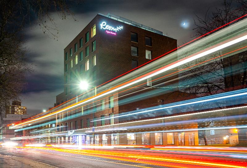 Roomzzz London Stratford - Genel