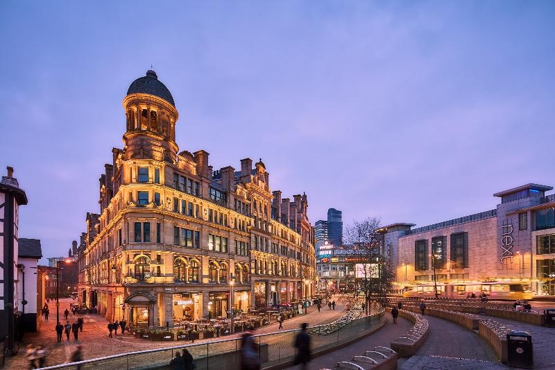 Roomzzz Manchester Victoria - Genel