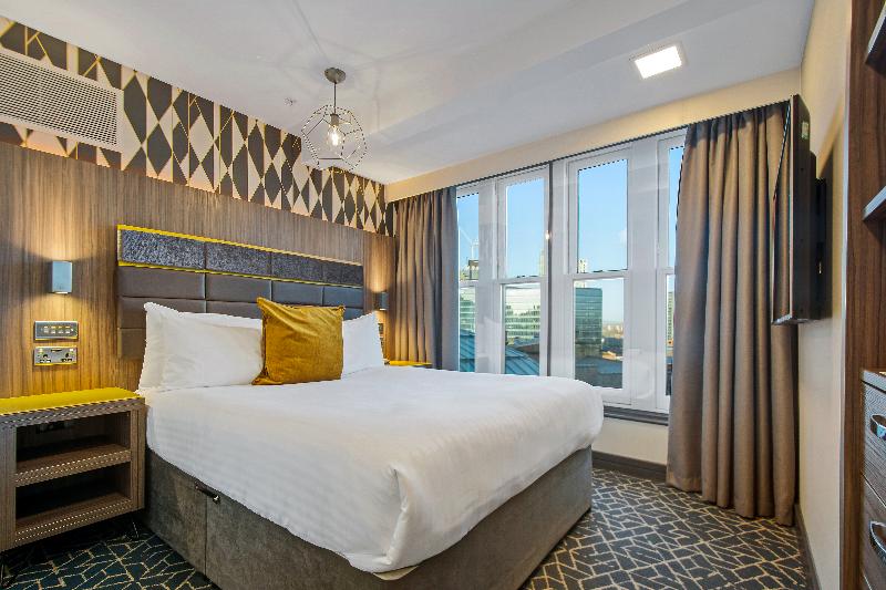 Roomzzz Manchester Victoria - Oda