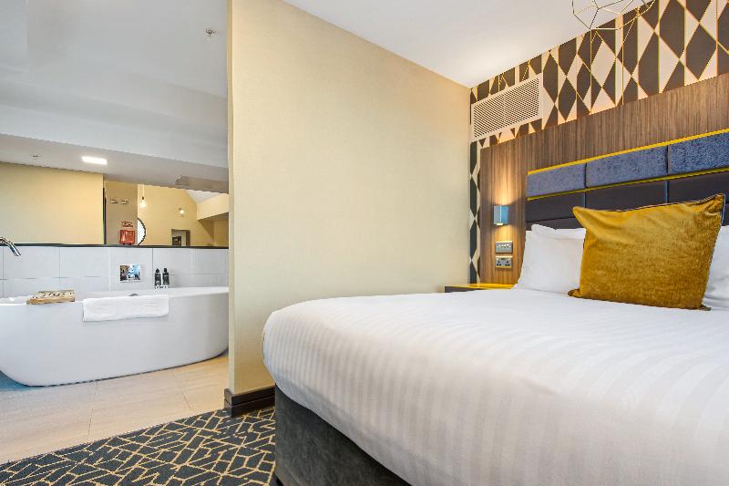 Roomzzz Manchester Victoria - Oda