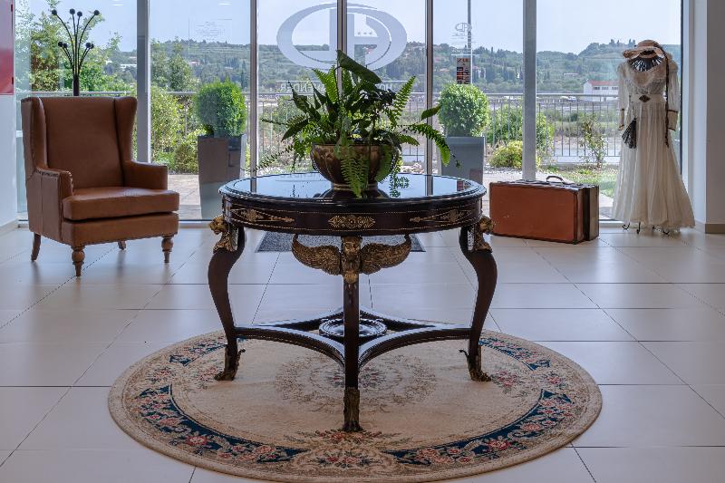 Hotel Lavender - Lobi