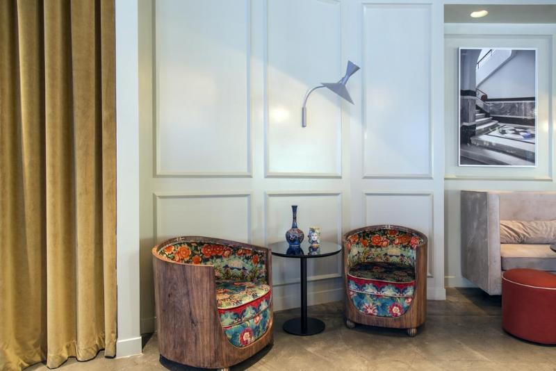 Perianth Hotel - Genel