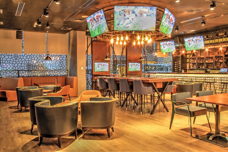 Occidental Dubai Production City - Bar