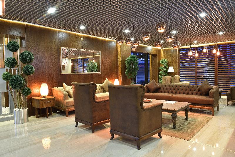 The Elegant Hotel - Lobi