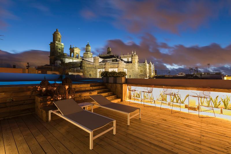 VEINTIUNO Emblematic Hotels by Airnest - Teras