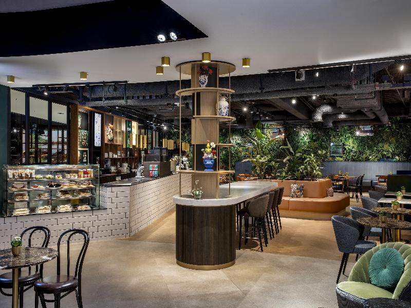 Corendon Amsterdam Schiphol, Tribute Portfolio - Bar