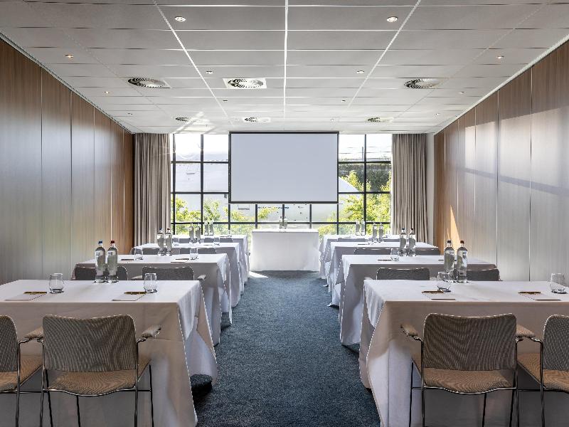Corendon Amsterdam Schiphol, Tribute Portfolio - Toplantı