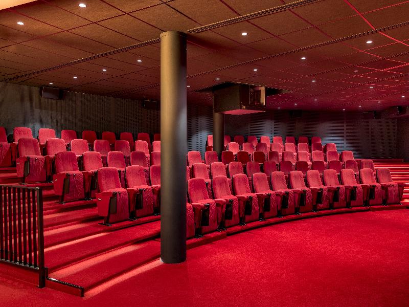 Corendon Amsterdam Schiphol, Tribute Portfolio - Aktivite