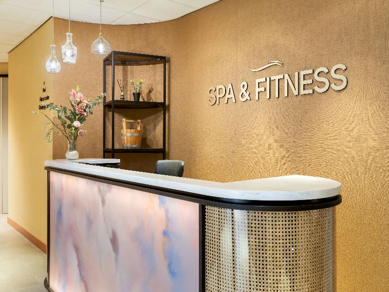 Corendon Amsterdam Schiphol, Tribute Portfolio - Havuz