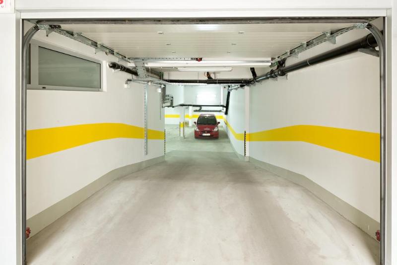 Hotel Tesla Smart Stay - Genel
