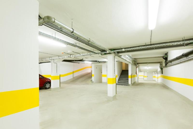 Hotel Tesla Smart Stay - Genel