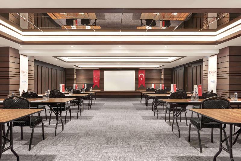 Ramada by Wyndham Isparta - Toplantı