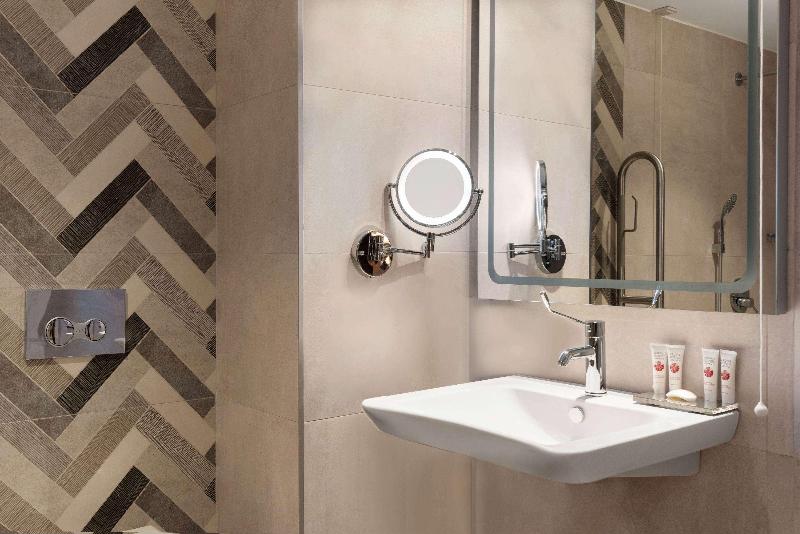 Ramada by Wyndham Isparta - Oda