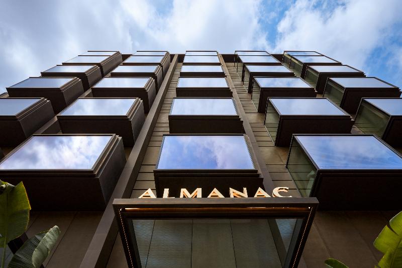 Almanac Barcelona - Genel