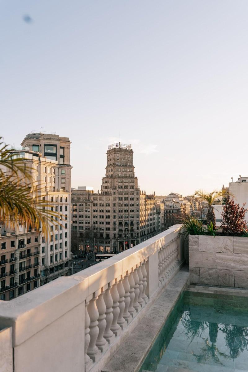 Almanac Barcelona - Havuz
