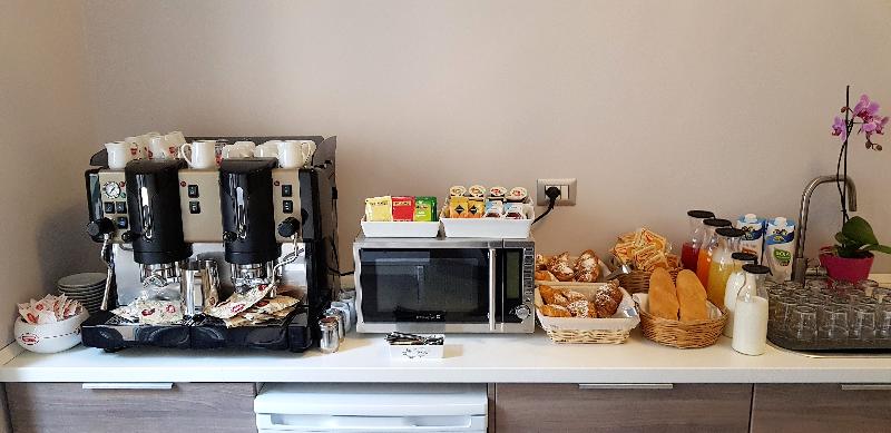 Prima Guesthouse Collection - Bar
