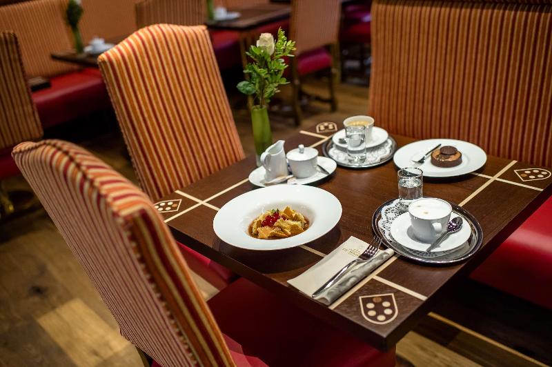 Derag Livinghotel De Medici - Restoran