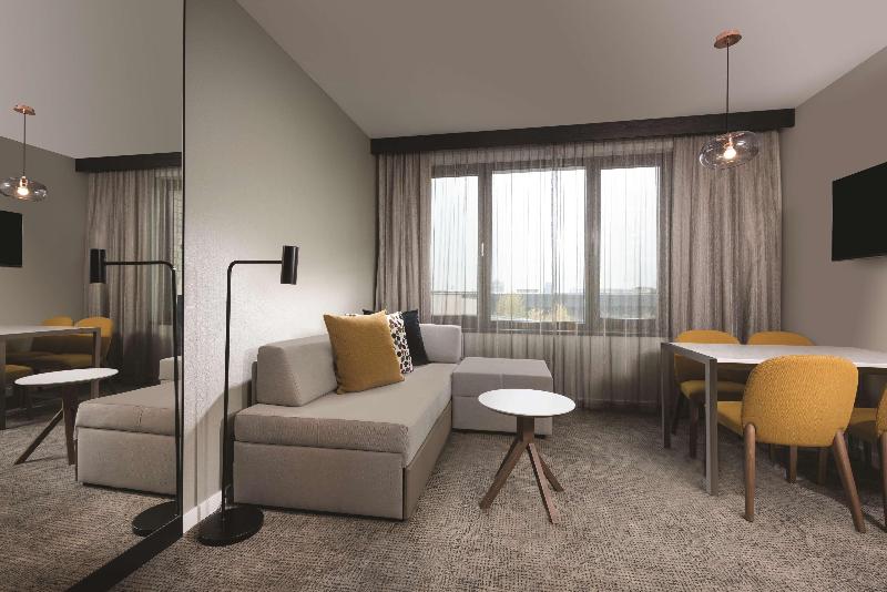 Adina Apartment Hotel Frankfurt Westend - Oda