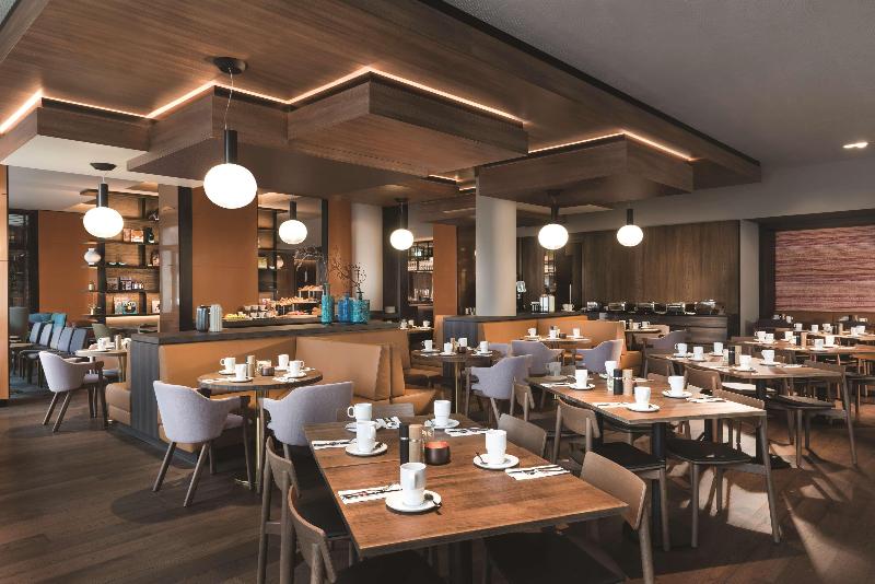 Adina Apartment Hotel Frankfurt Westend - Restoran