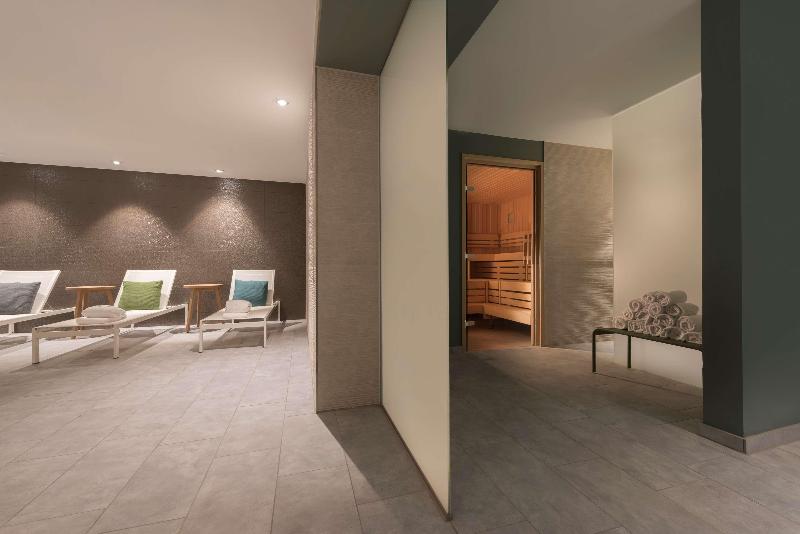 Adina Apartment Hotel Leipzig - Havuz