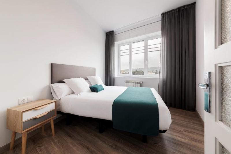 Lux Apartamentos Santiago - Oda