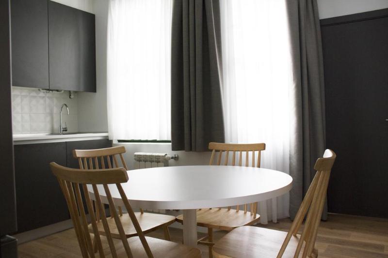 Lux Apartamentos Santiago - Oda