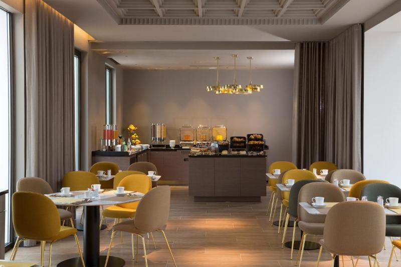 Le Tsuba Hotel - Restoran