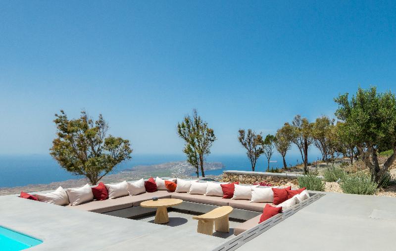Santorini Heights - Oda