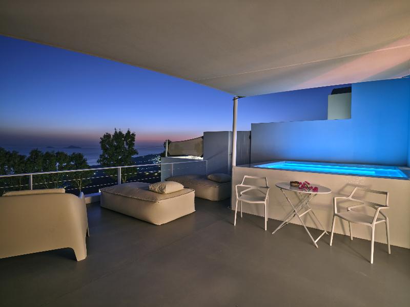 Santorini Heights - Oda
