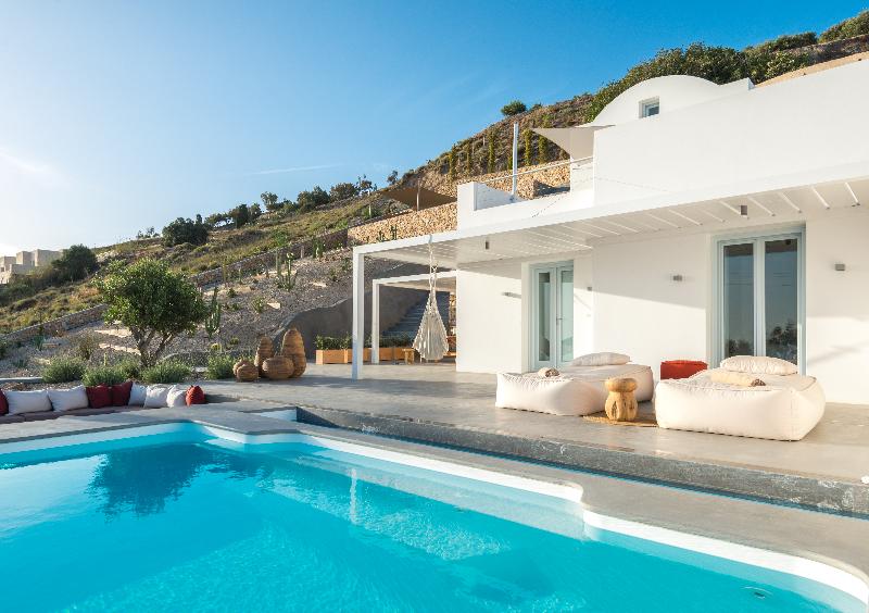 Santorini Heights - Oda