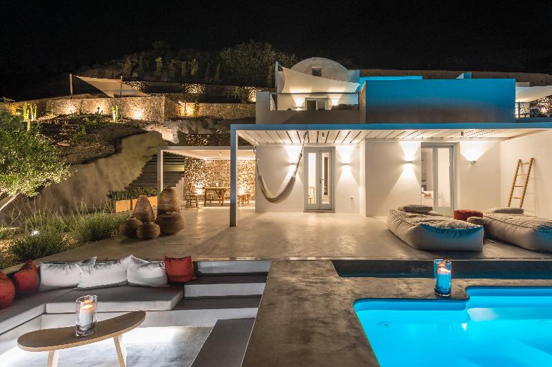 Santorini Heights - Oda