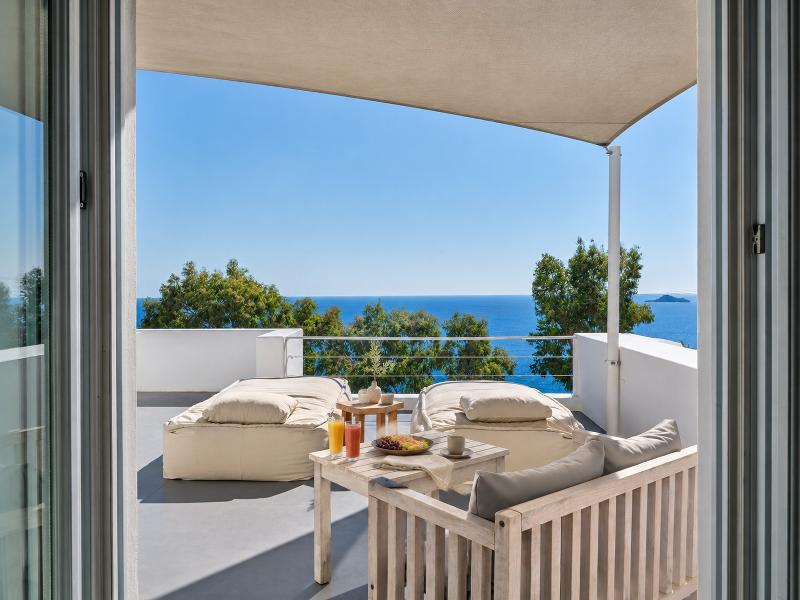 Santorini Heights - Oda