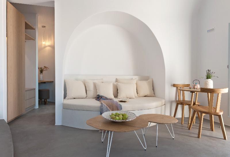 Santorini Heights - Oda