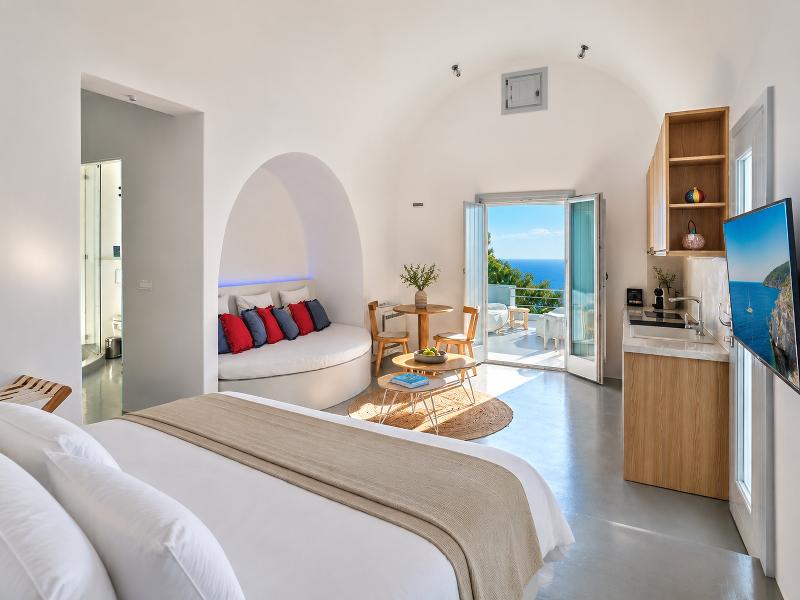 Santorini Heights - Oda