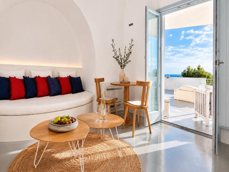 Santorini Heights - Oda