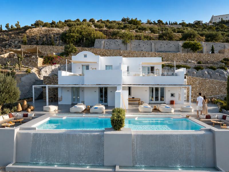 Santorini Heights - Oda