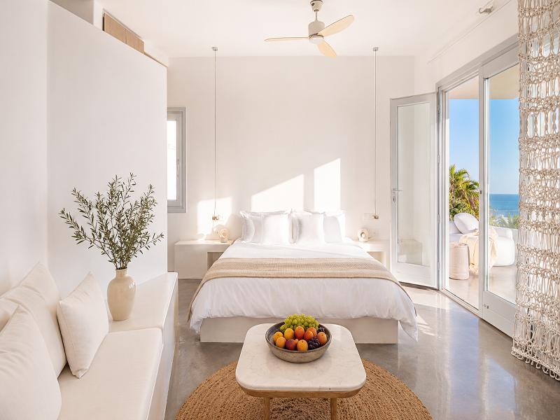 Santorini Heights - Oda