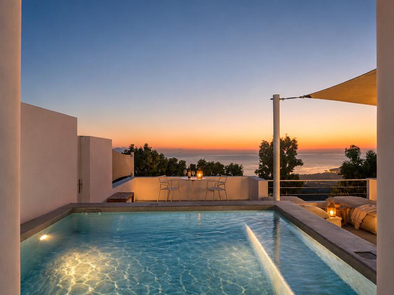 Santorini Heights - Oda
